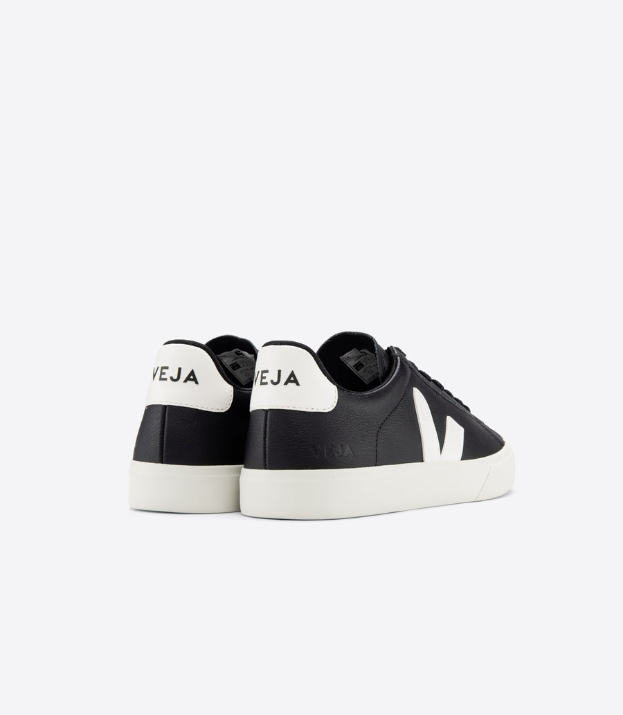 Veja Campo ChromeFree Leather - Black / White Trainers