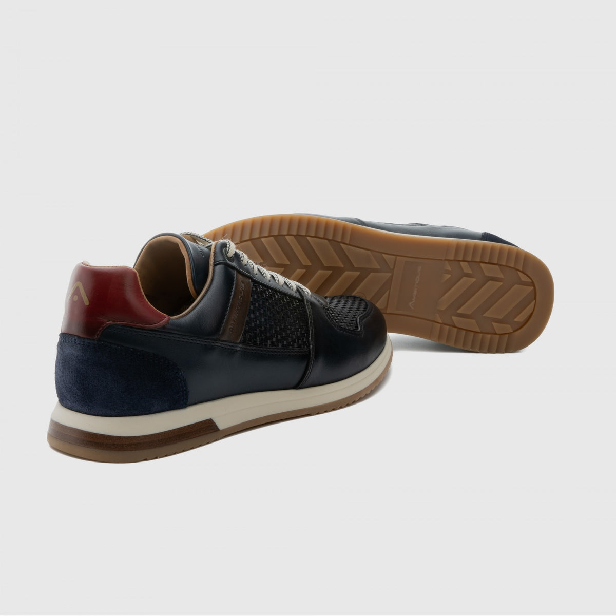 Ambitious Slow Classic Sneaker - Navy
