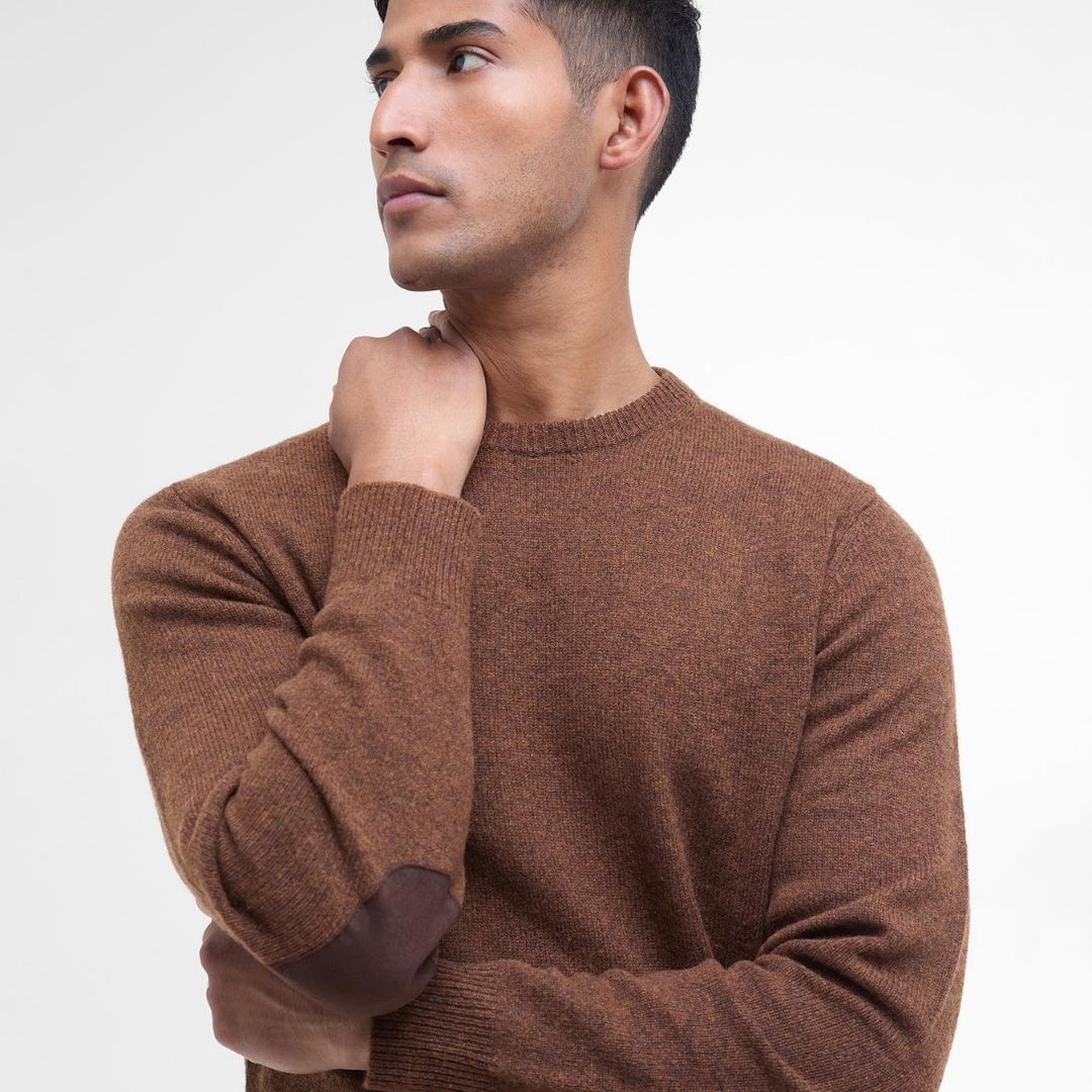 Barbour Essential Crew-Neck Jumper - Brown