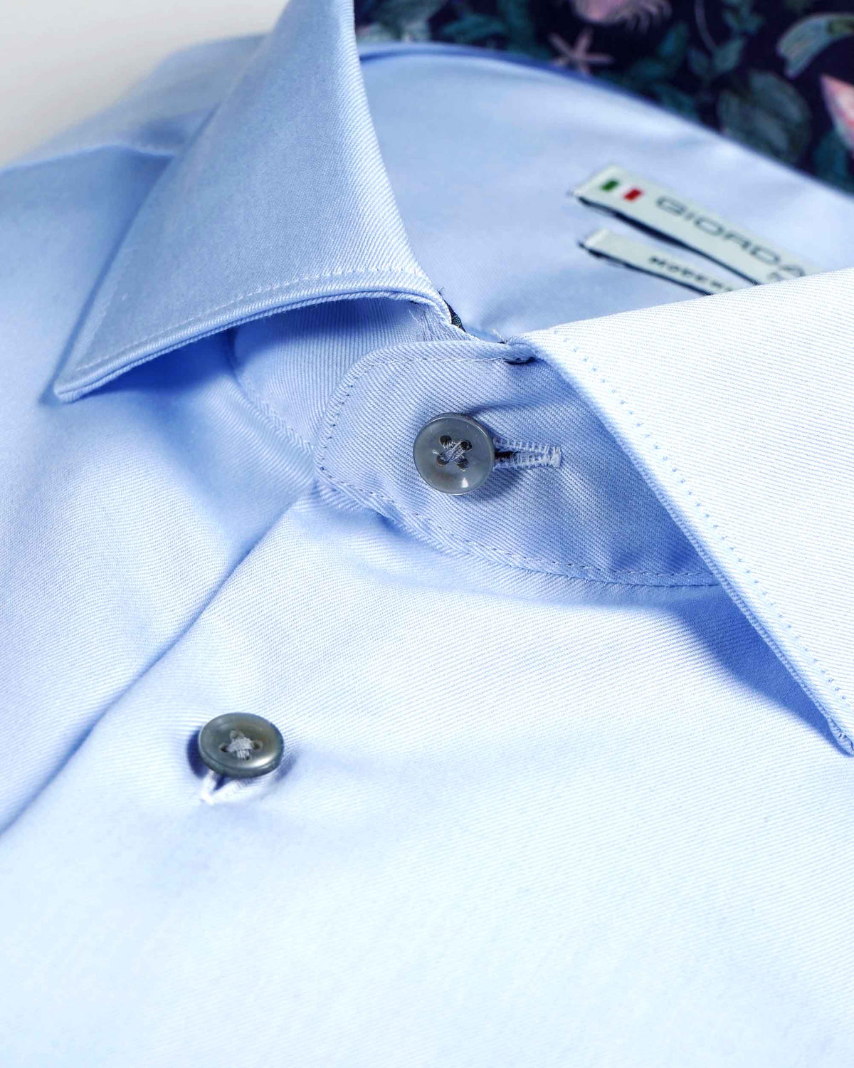 Giordano &#39;Maggiore&#39; Fine Twill Long Sleeved Shirt - Blue