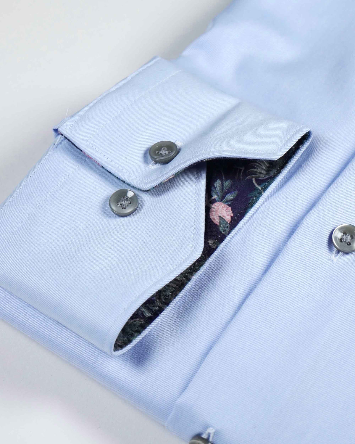 Giordano &#39;Maggiore&#39; Fine Twill Long Sleeved Shirt - Blue