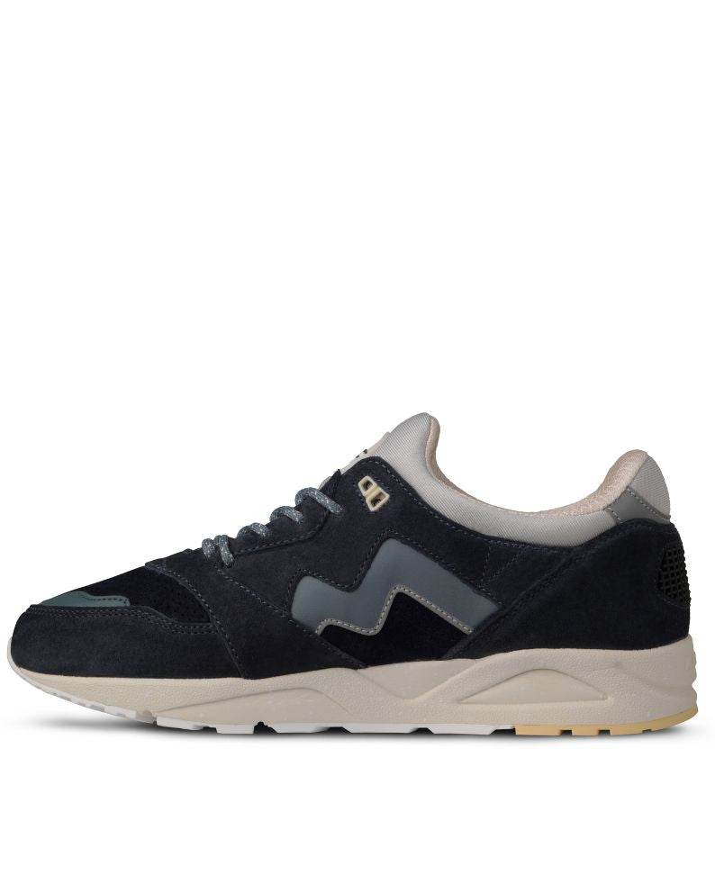 Karhu Aria 95 - India Ink/Stormy Weather