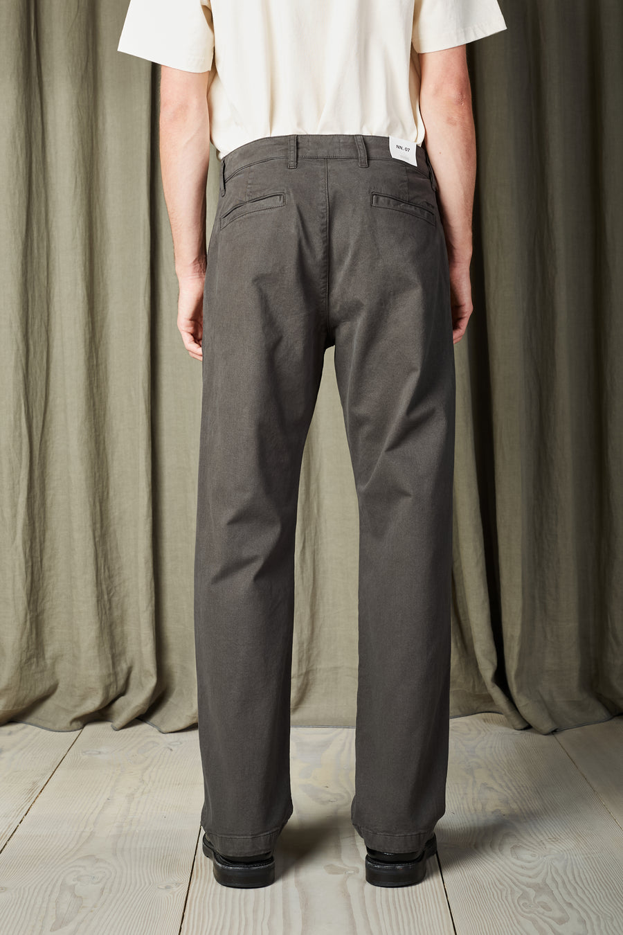 NN07 Aden 1923 Chino – Marble Husk