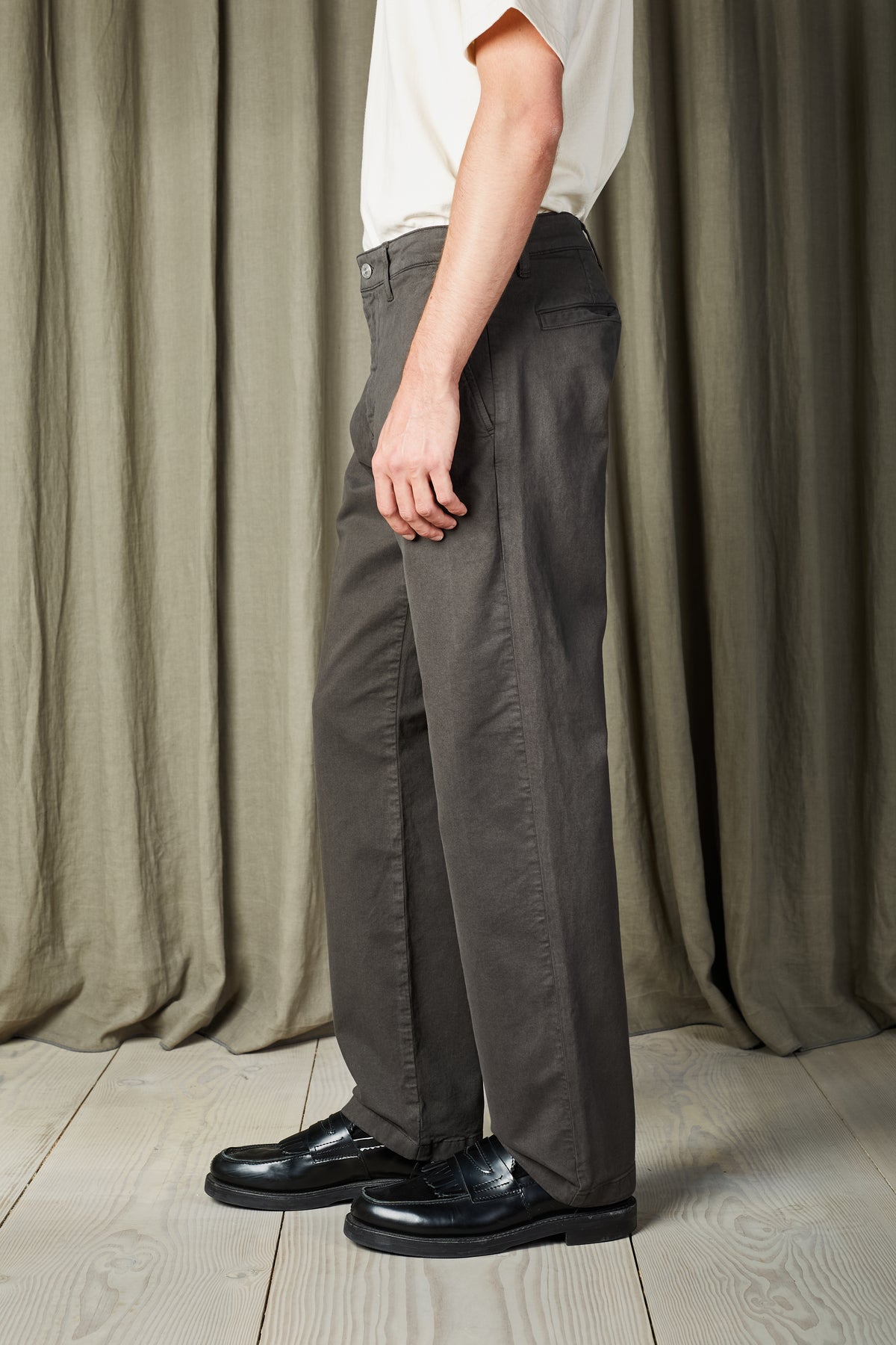 NN07 Aden 1923 Chino - Mable Husk