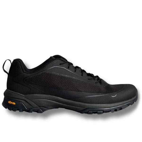 Norse Projects X Vibram Lace Up Runner V02 - Black