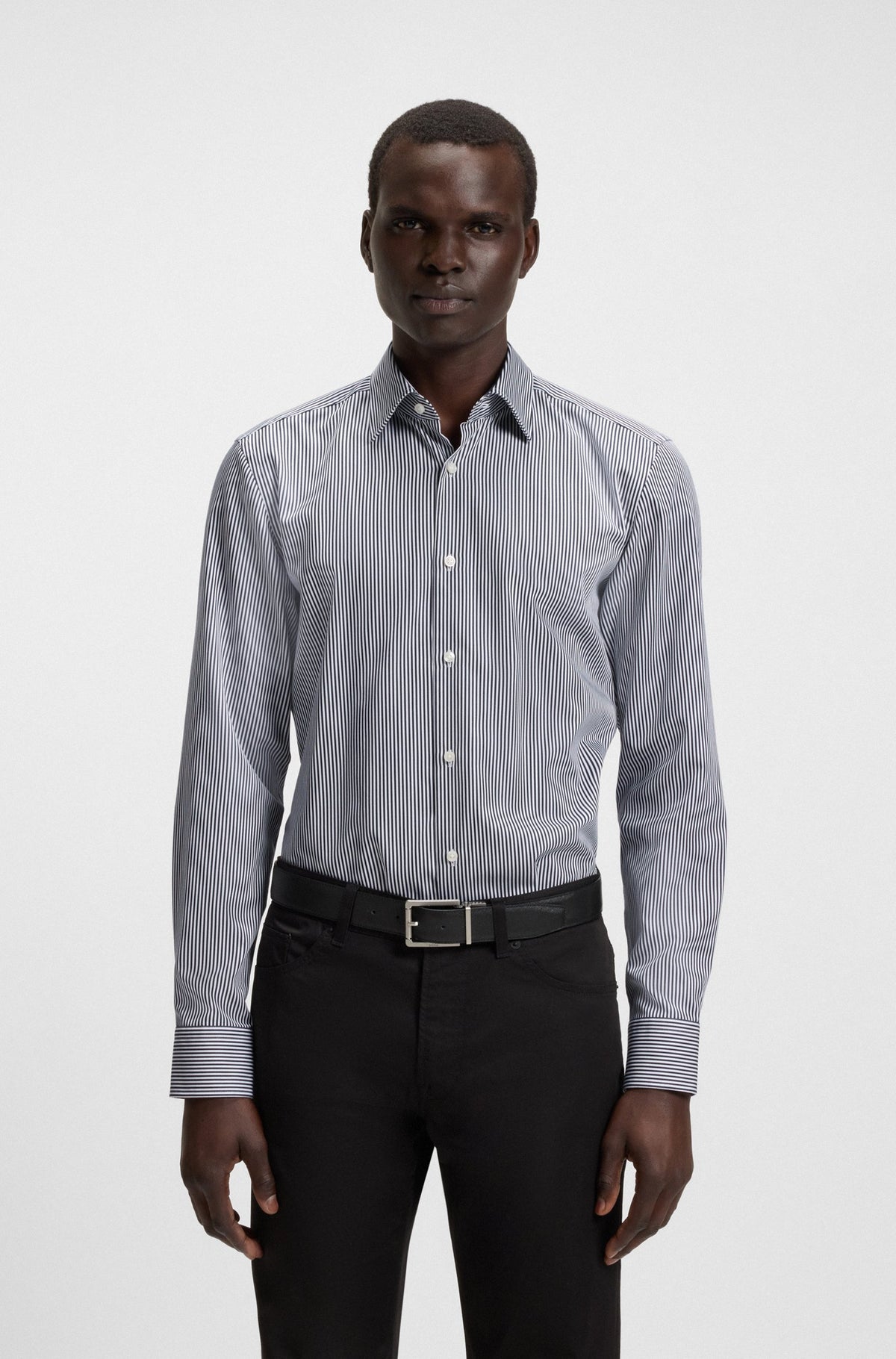 Slim-fit shirt in easy-iron striped cotton - Navy