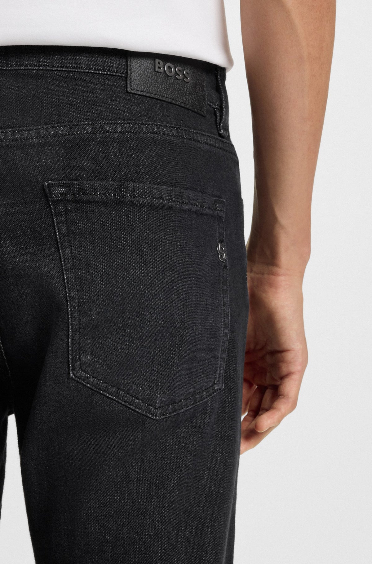 Boss  Delaware slim-fit jeans in black Italian-made denim - Black