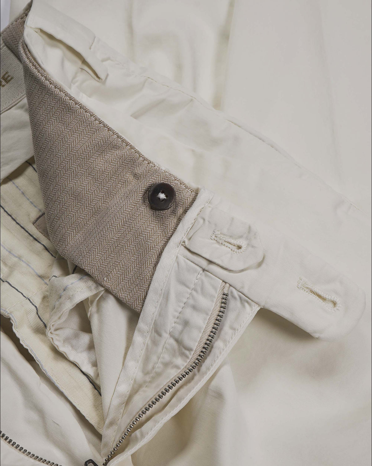 Devore Incipit Slim Fit Chino - Latte