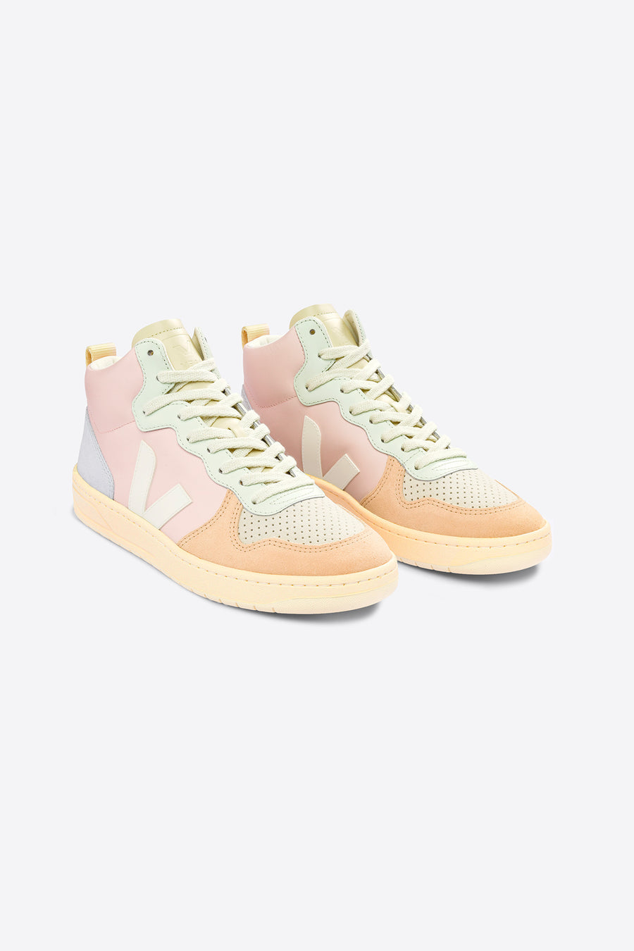 Veja Women's V-15 Leather - Petale Pink / Multicolour Trainers